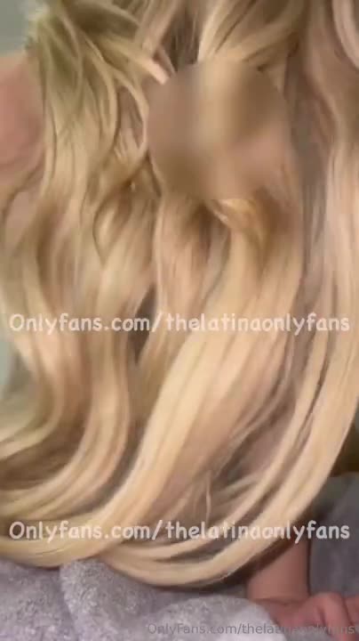 Big Booty Latina – His Girlfriend Left For Work And He Called Me Over