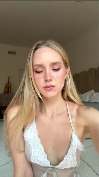 Caroline Zalog See Through Livestream Video 2