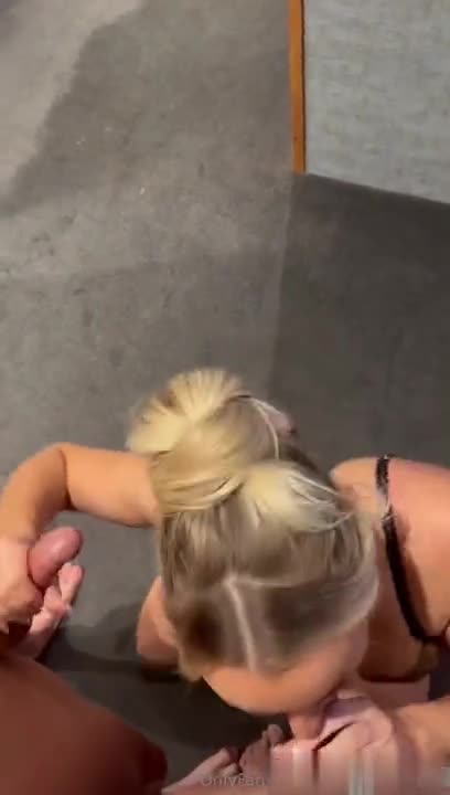 Mikalah Burgess Railed By Two Cocks Porn Video
