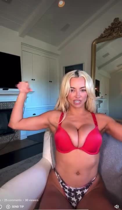 Lindsey Pelas 11th July Livestream Video