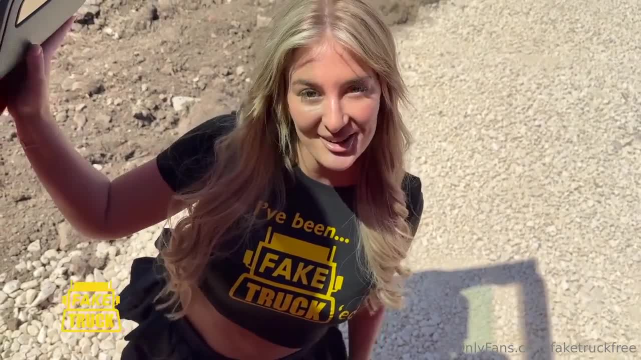 Sophia Isabella Cheating Wife Gets Hardcore Sex With The FakeTruckDriver