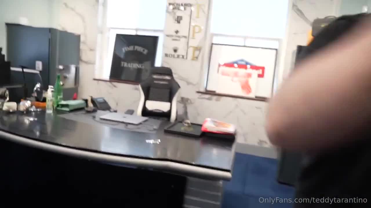 Alexa Payne OnlyFans leaked Alexa Payne Fucking The Shop Owner For Expensive Watch on HDthot