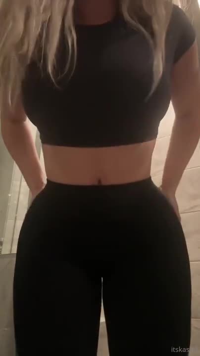 Kassidie Kosa OnlyFans leaked Kassidie Kosa – Shower Dildo Fuck on HDthot