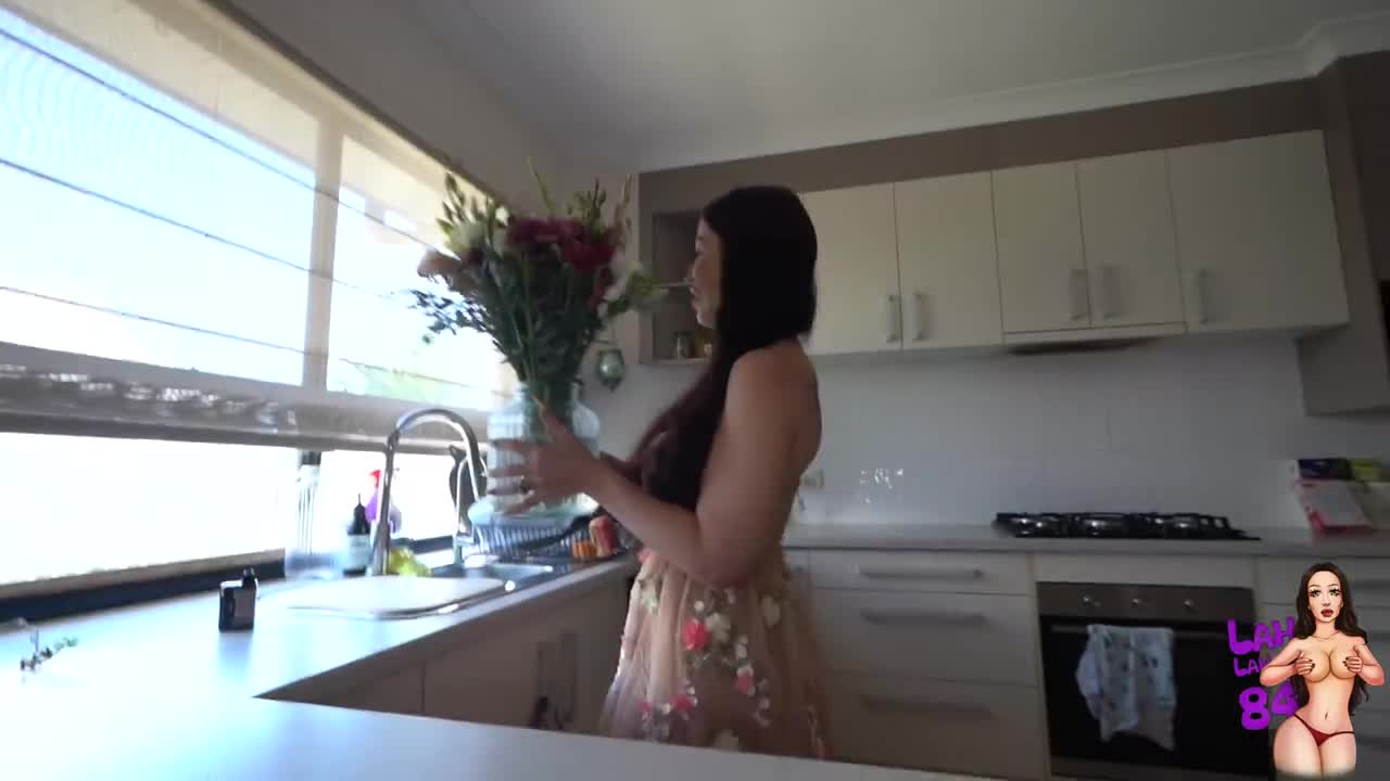 Liz Muscat – Mommy Rewards Son After Buying Flowers