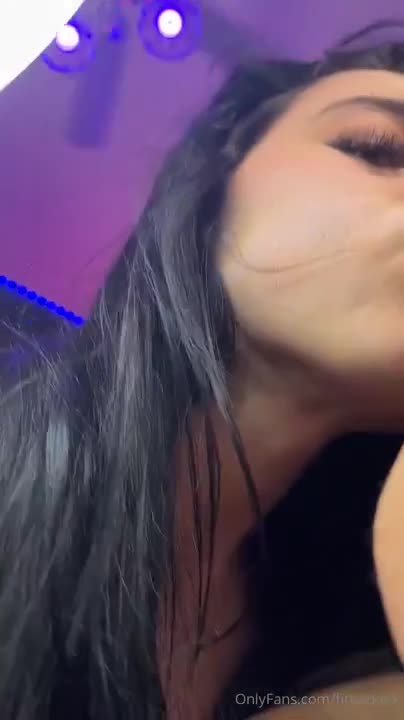 Essie Got Back X Fitbadonk Ass Eating BGG POV Threesome