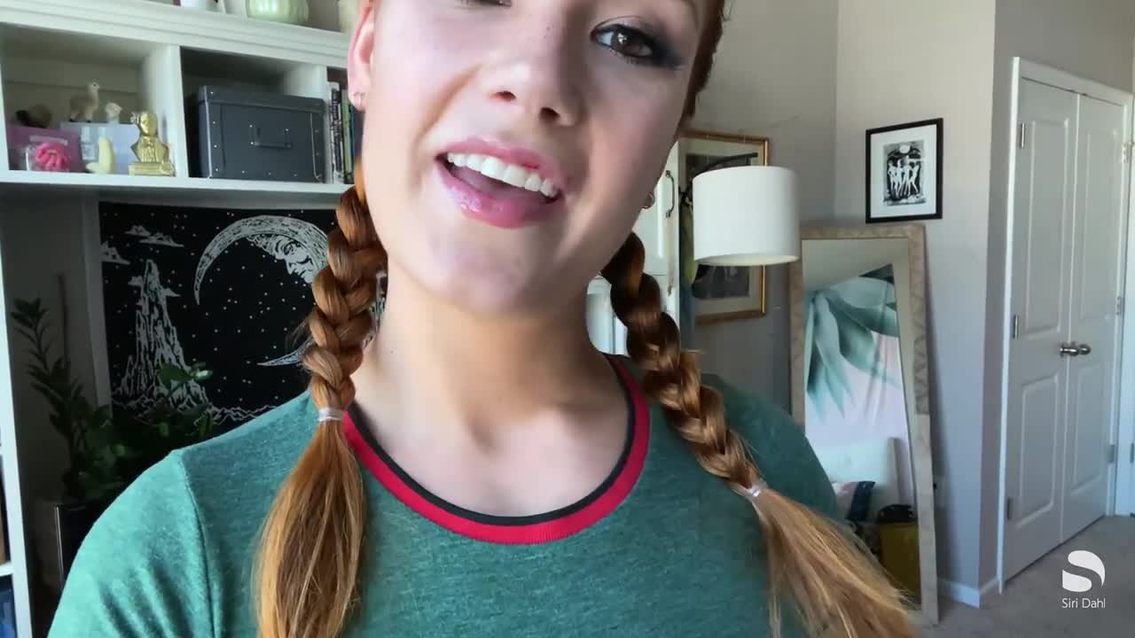 Siri Dahl – Hello Neighbor Dildo POV