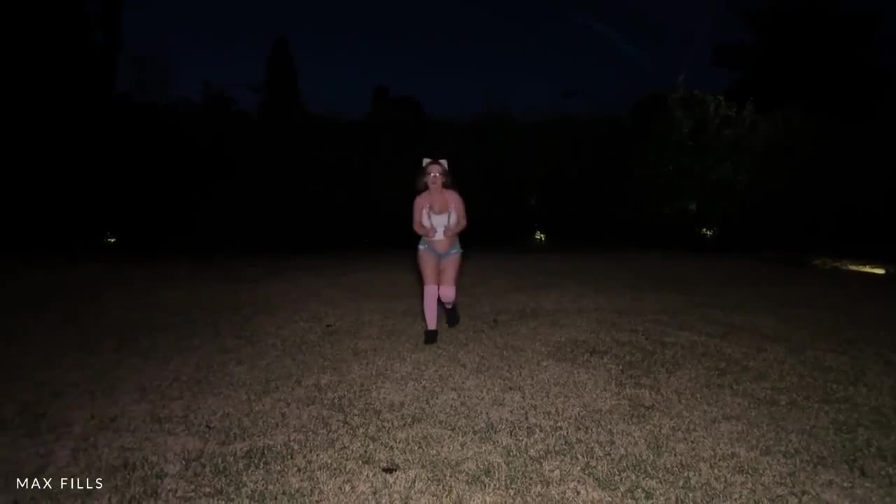 Charli O Lost Pawg Asks Stranger for Help Getting Home