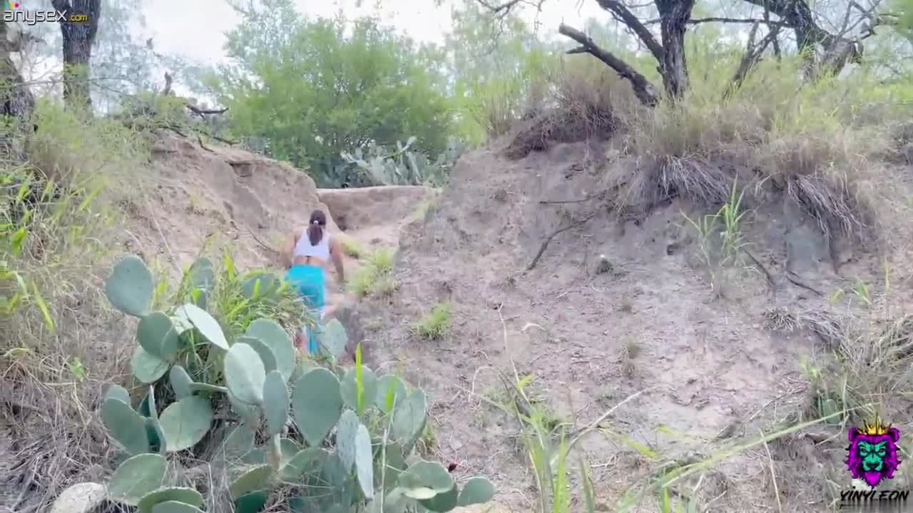 Yiny Leon 2nd Time Fucking And Licking Tasty Pussy In The Wild