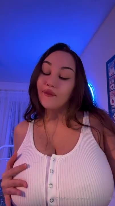 Louisa Khovanski – Blue Dildo Play