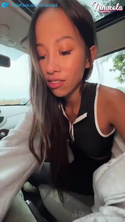 Ninacola – Amateur Real Sex In The Car