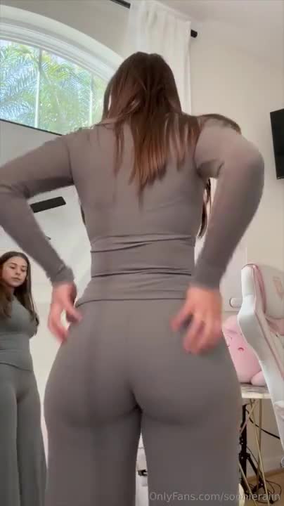 Sophieraiin Lounge Set Striptease Video
