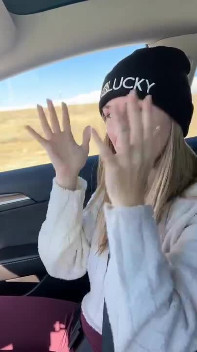 Angel Youngs – Mountain Trip Sex