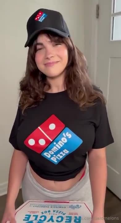 Salomelons – Pizza Delivery Sex OnlyFans Video