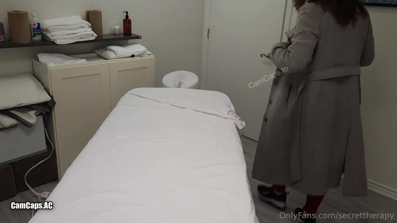 Secret Therapy – Sera, 20yo Wife Cheating On Massage