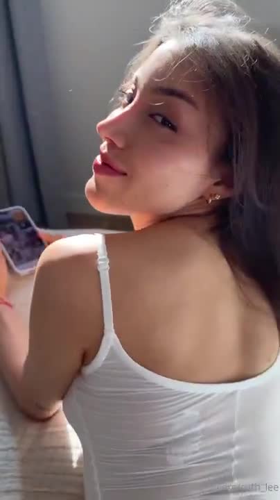 Ruth Lee – Cucks Her BF On Video Call