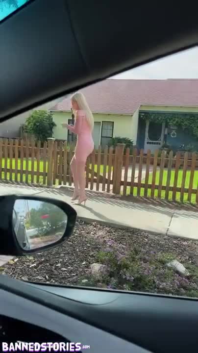 Blake Blossom – Gets Picked Up And Fucked Hard In Public