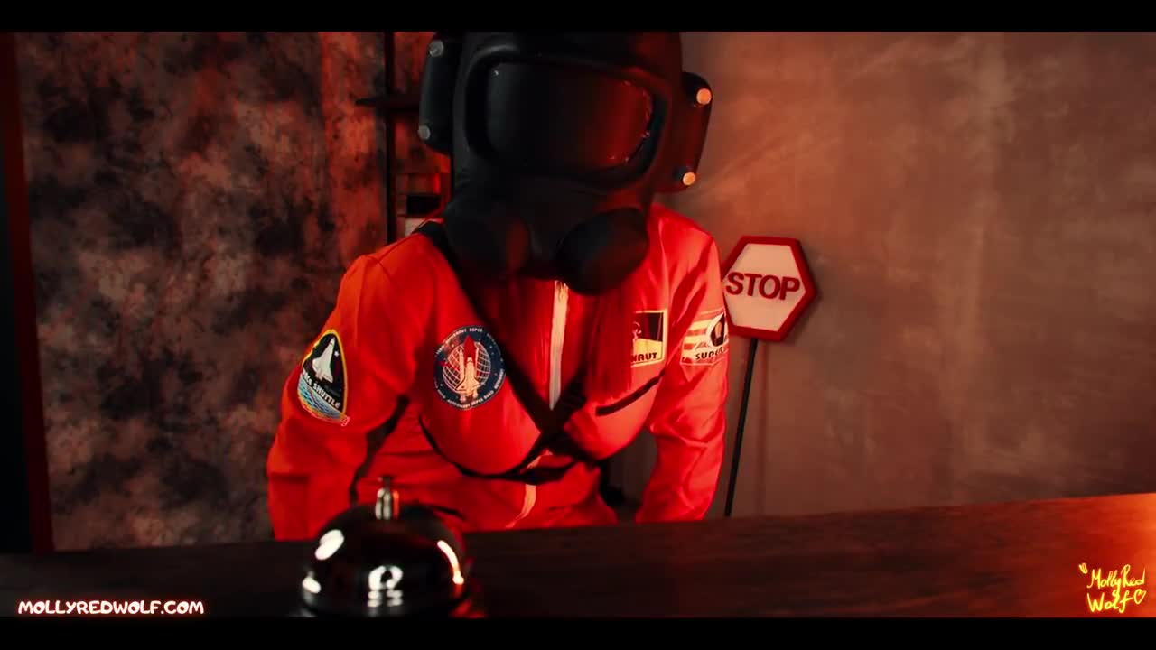 Molly Red Wolf – Lethal Company. Company Monster fucked me with its tentacles