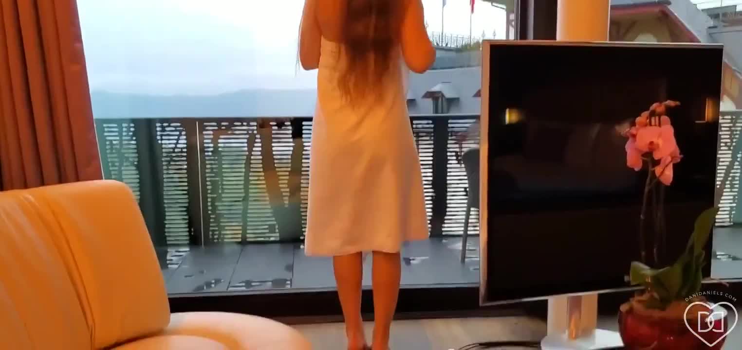 Dani Daniels Putting On A Show In Zurich