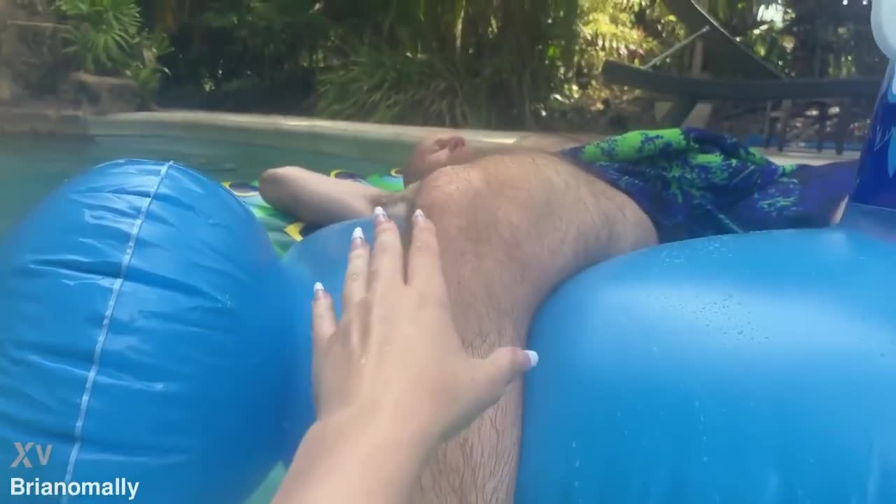 Blake Blossom Fucking In The Pool With Busty All Natural Blonde