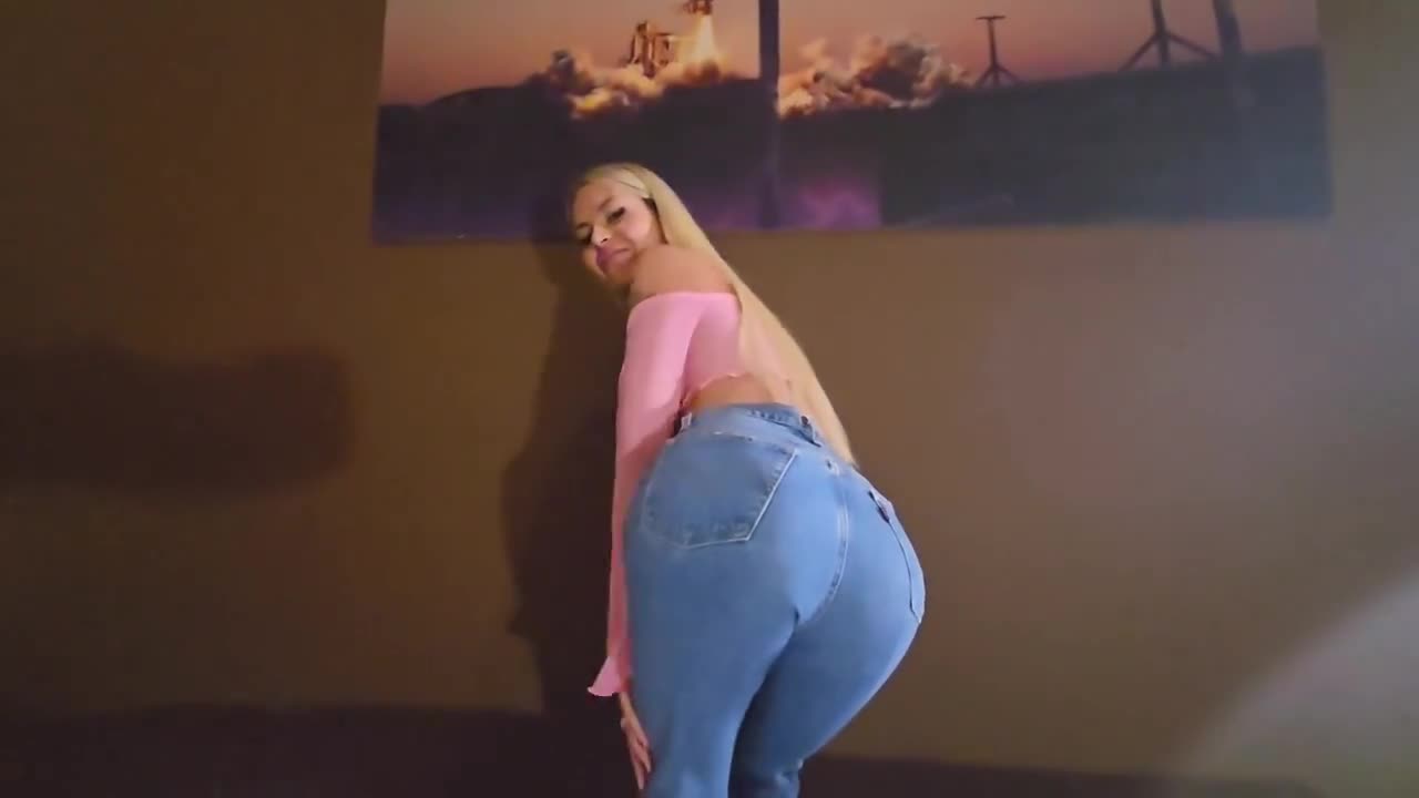 Zlata Shine – Stretch My Ass With Your Big French Cock