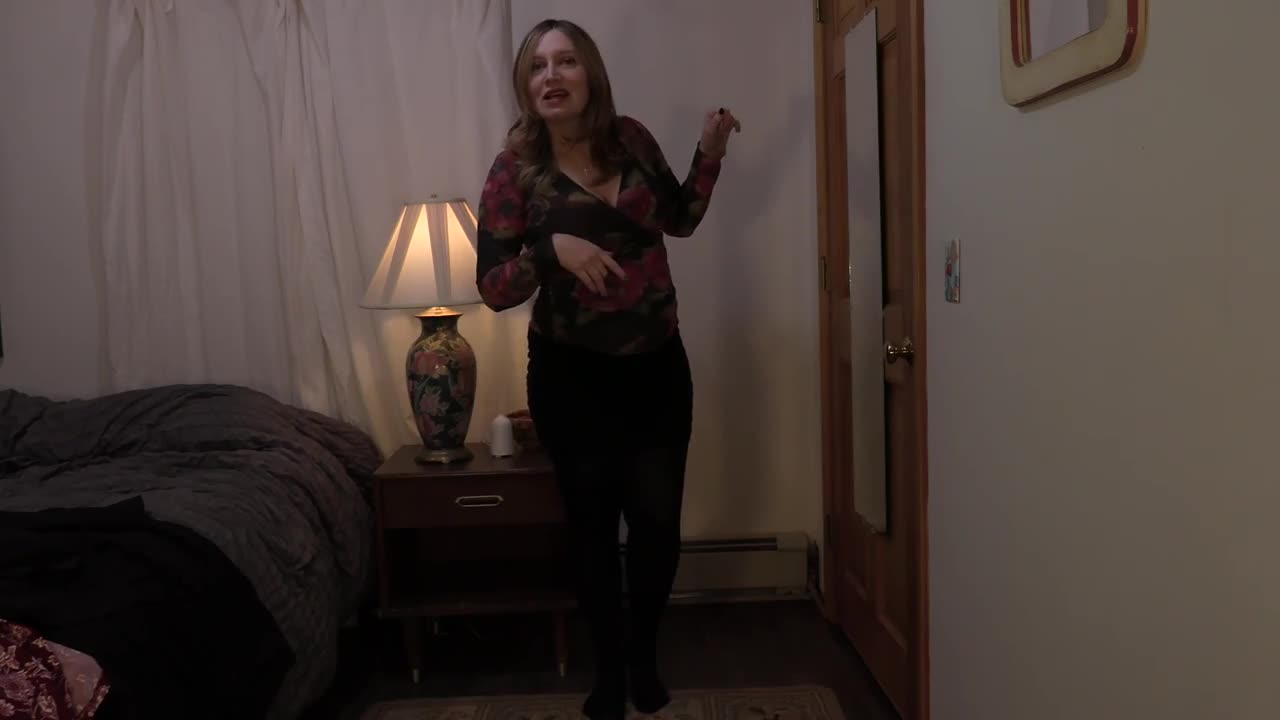 Bettie Bondage – Cheating Pregnant MILF Wants Your Cock