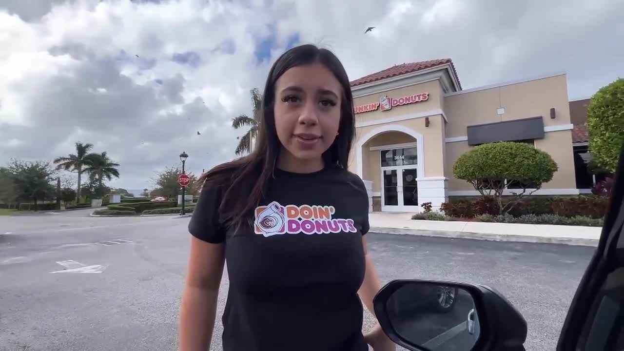 Melztube Dunkin Donuts Waitress Fucking For Money POV