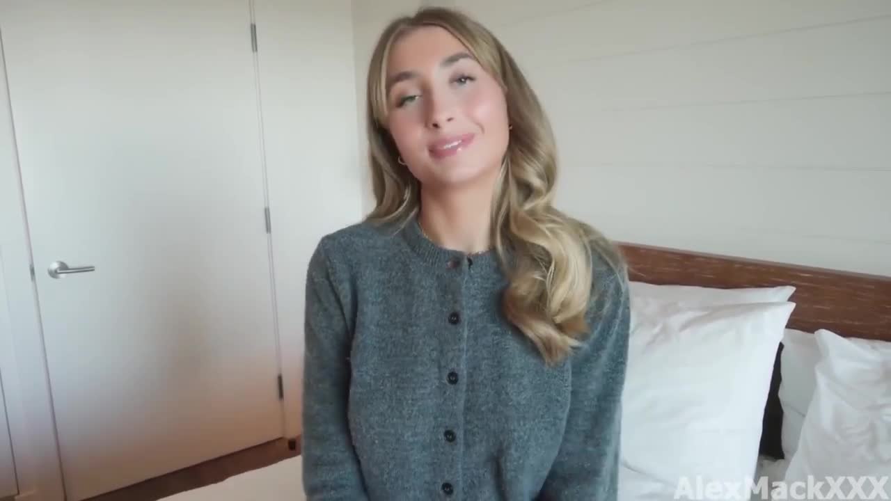 Lillian Phillips British Amateur Slut Gets CREAMPIED By A Russian