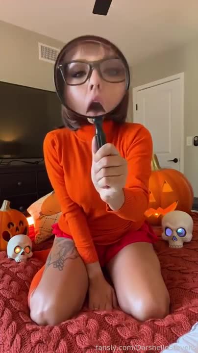 Darshelle Stevens Velma Cosplay Video Leaked