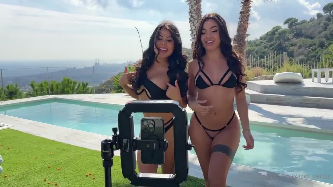 Steffy Moreno & Martina Smeraldi BGG Double Squirt Threesome With Maximo Garcia