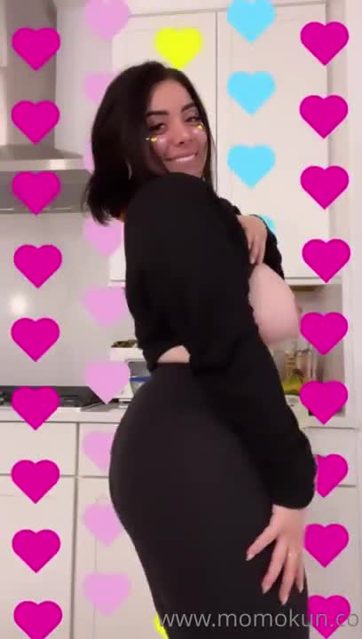 Momokun Dildo Blowjob Video Leaked