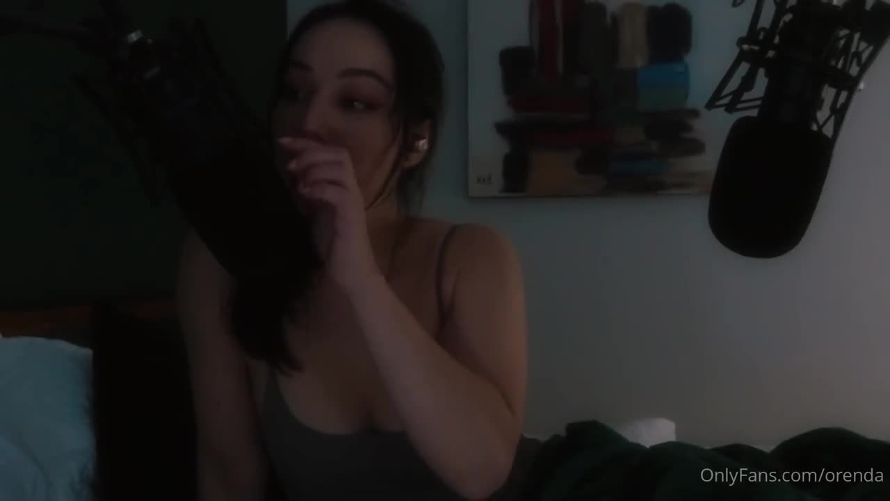 Orenda ASMR Bed Role Play Video Leaked