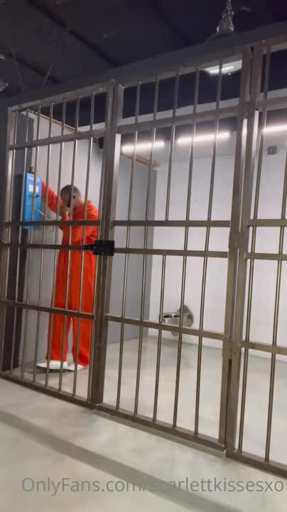 ScarlettKissesXO OnlyFans leaked ScarlettKissesXO Cop Fucked By Prisoner Video Leaked on HDthot