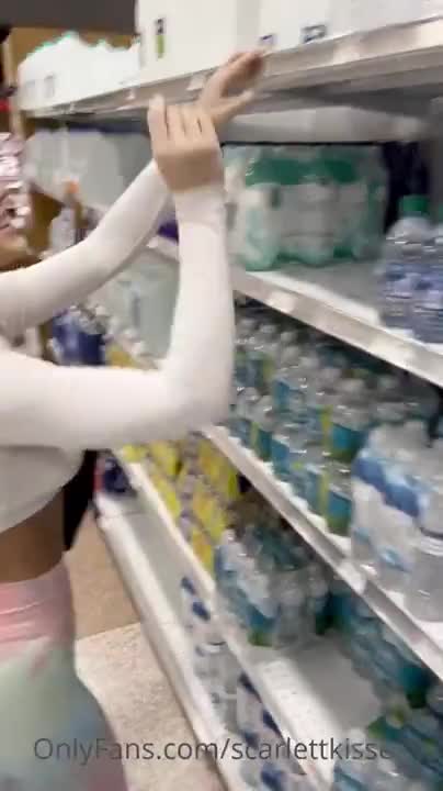 ScarlettKissesXO Mall Park Blowjob With Facial Video Leaked