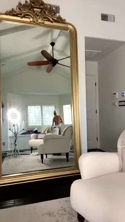 Lindsey Pelas White Outfits Livestream Video Leaked