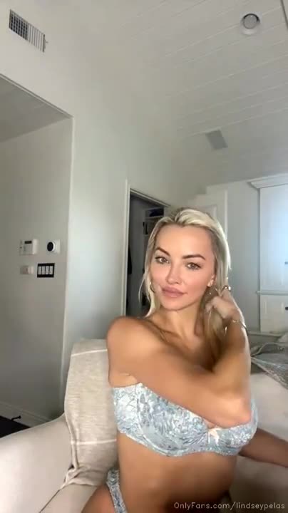 Lindsey Pelas OnlyFans leaked Lindsey Pelas Whipped Cream Livestream Video Leaked on HDthot