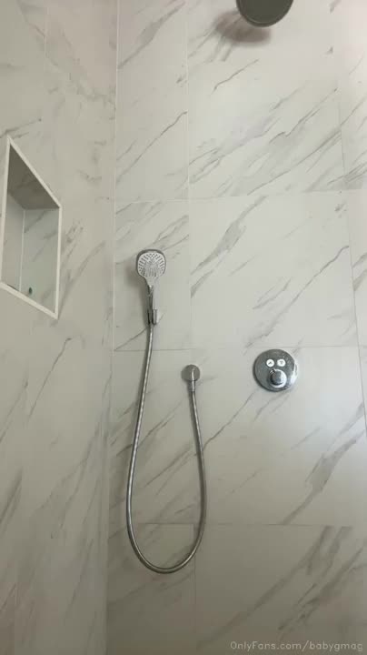 Stefanie Knight OnlyFans leaked Stefanie Knight Nude Post Shower Livestream Video Leaked on HDthot