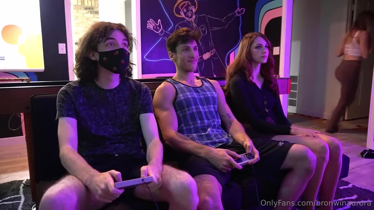 Bronwin Aurora Foursome With Lilahanne Video Leaked