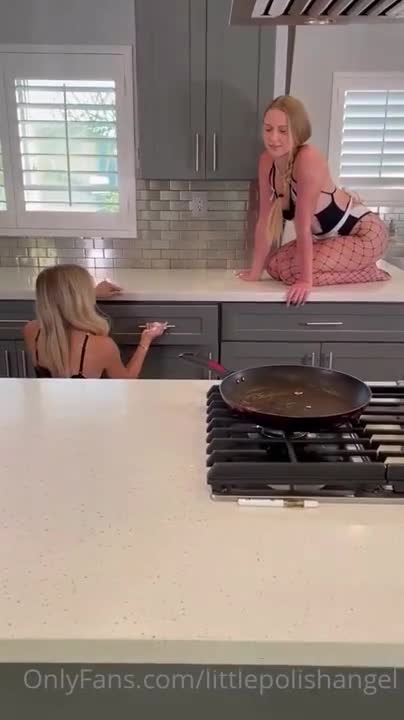 Trippie Bri Maid Threesome Porn Video Leaked