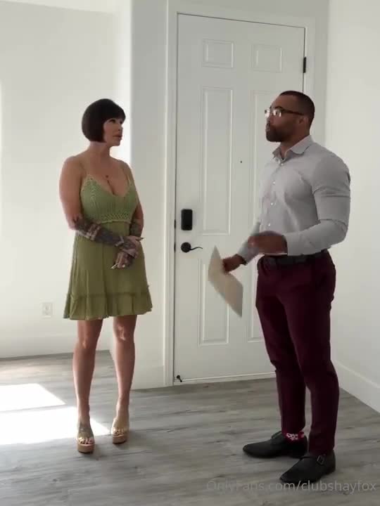 Shay Fox Fucks Her Real Estate Agent
