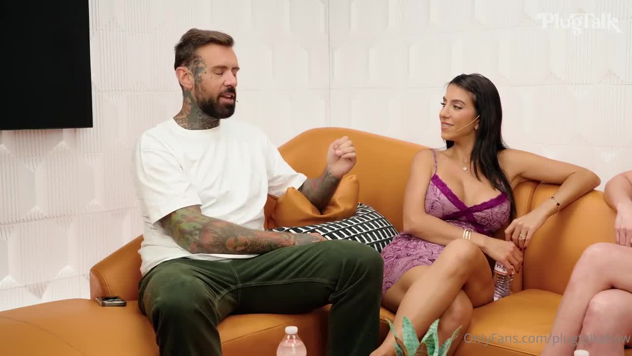 Jennifer White And Lena The Plug 3rd Round Halloween Threesome On Plugtalk