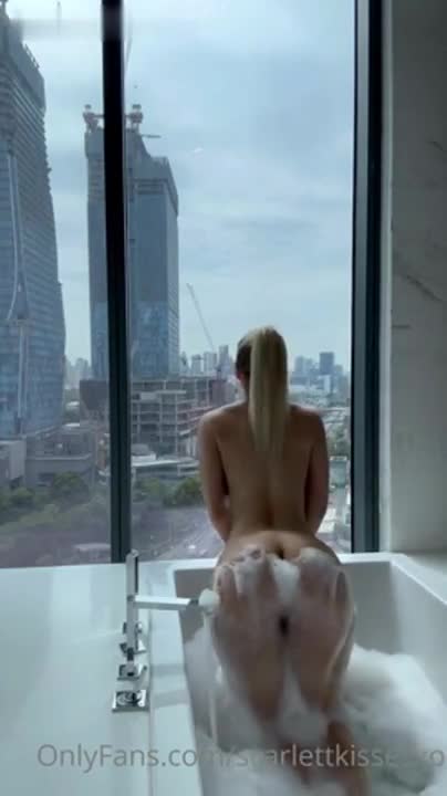 ScarlettKissesXO OnlyFans leaked ScarlettKissesXO Bathtub Sex Tape Video Leaked on HDthot