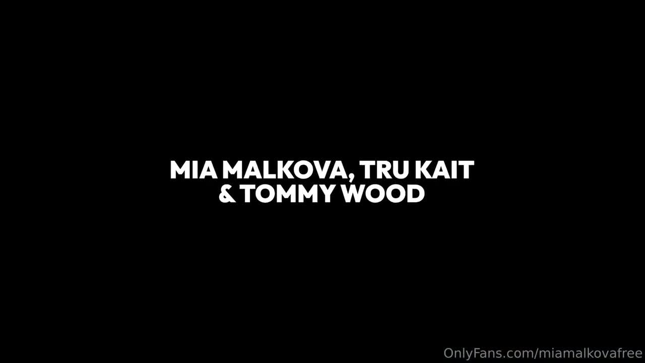 Mia Malkova OnlyFans leaked Mia Malkova & Tru kait BRAND NEW 3-Way With Starbucks Hottie on HDthot