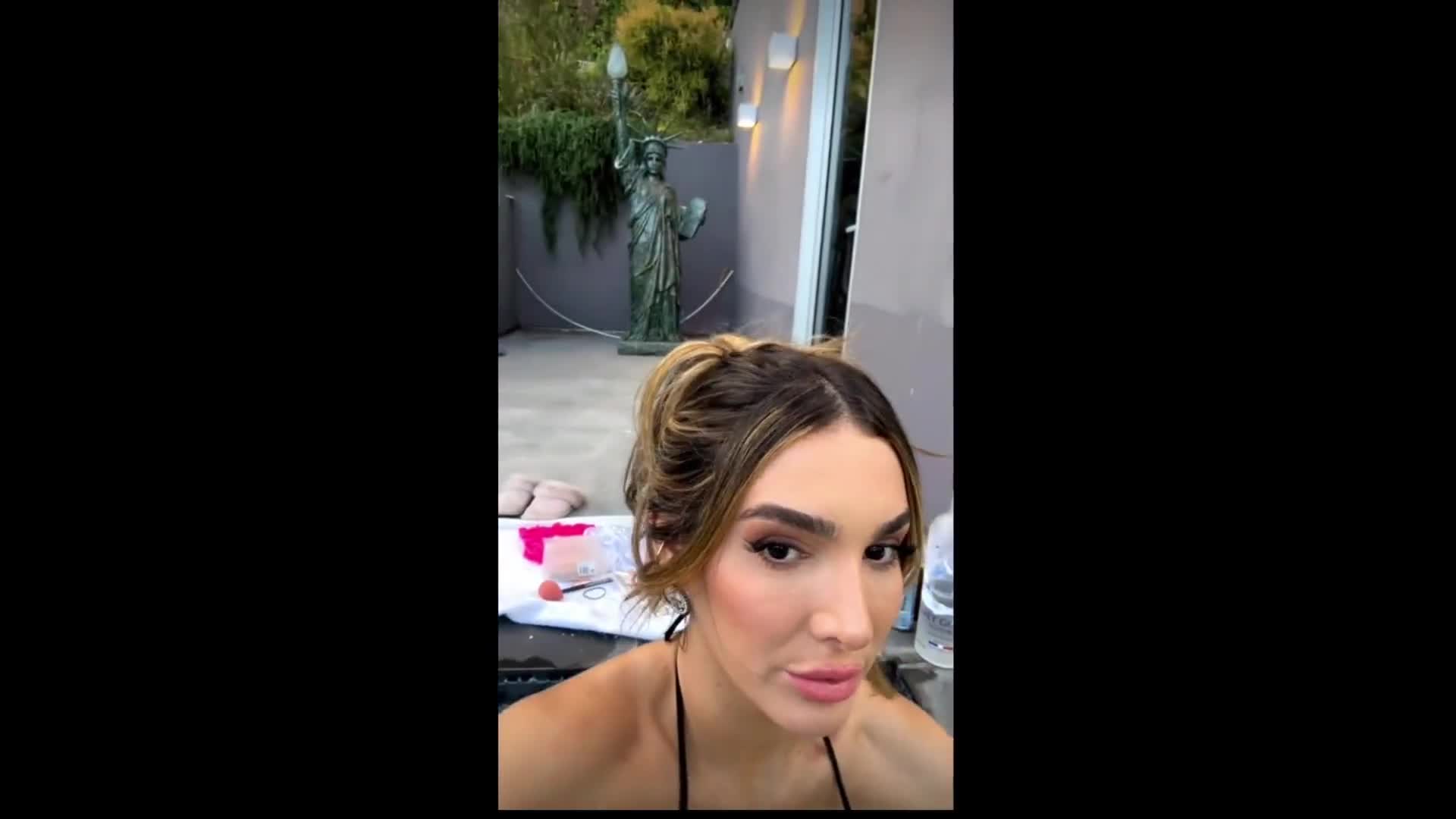 Lyna Perez Pool Livestream Video Leaked