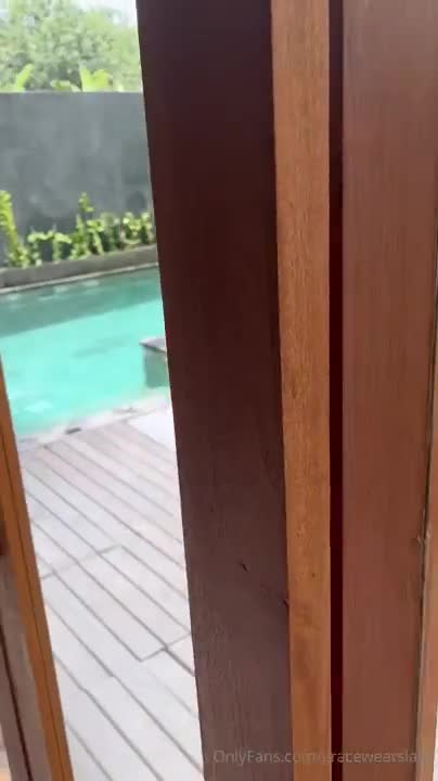 Gracewearslace Sex With Step Daddy By The Pool