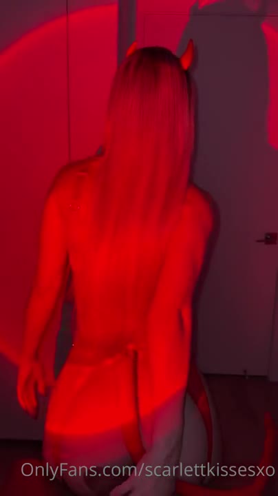 ScarlettKissesXO Devil Sex Tape Video Leaked