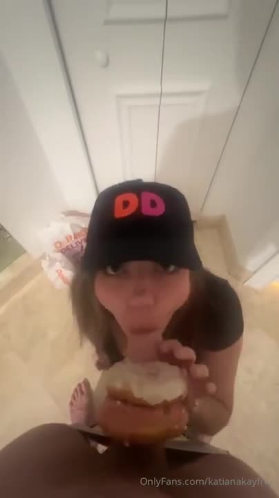 Dunkin Donuts Employee Katiana Kay Blowjob Video Leaked