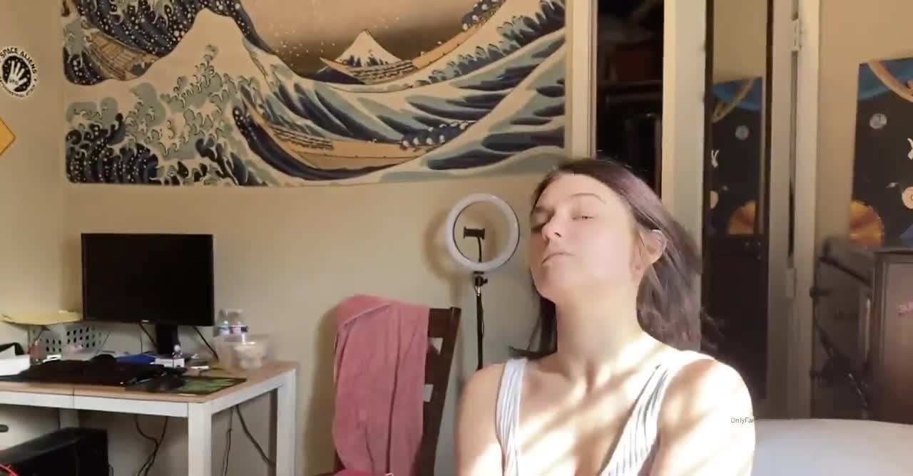 Horny GF Mary Kitty Catches Boyfriend Watching Porn Video Leaked