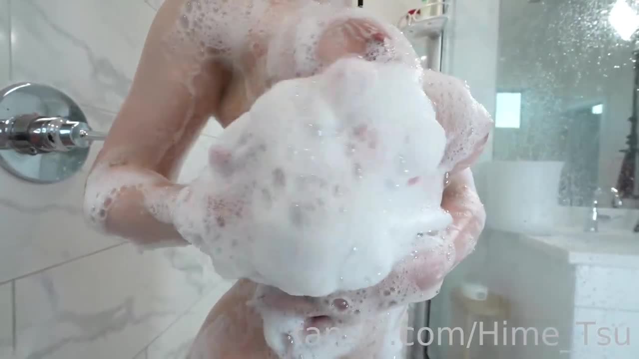 Hime Tsu – Anal Play In The Shower