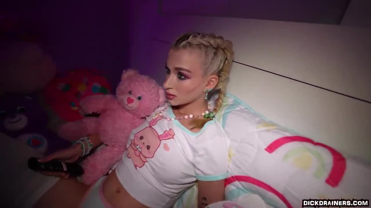 Emma Rosie BBC Barely Fit In ANY Hole On Dickdrainers