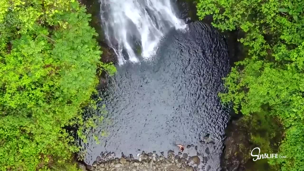 Kissa Sins Sneaky Sloppy Blowjob In Public Waterfalls